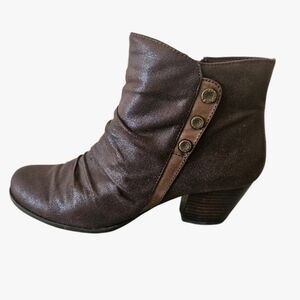BareTraps Riviera Brown Zip Ankle Booties Boots Womens Size 9